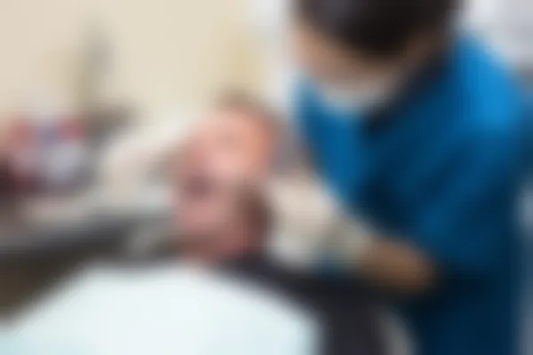 沈阳唯爱口腔门诊部推出牙周治疗优惠活动，原价980元起现仅需780元起，限时促销，抓住机会！