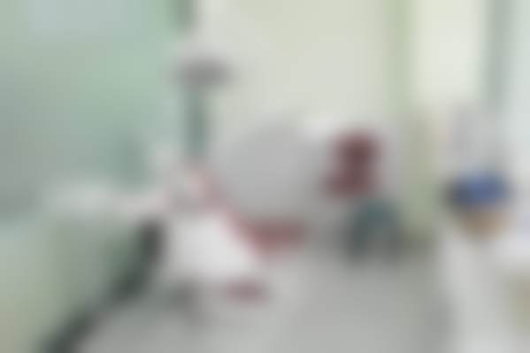 重庆冉李晋口腔诊所医生简介