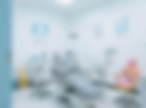 上海鼎植八八口腔（陆家嘴1088店）美白牙齿体验咋样？从16号色到1号色珍珠白太惊喜！ 