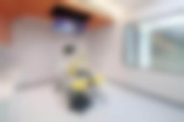 南宁地王同步口腔门诊部庞芳河医生口碑评价如何？