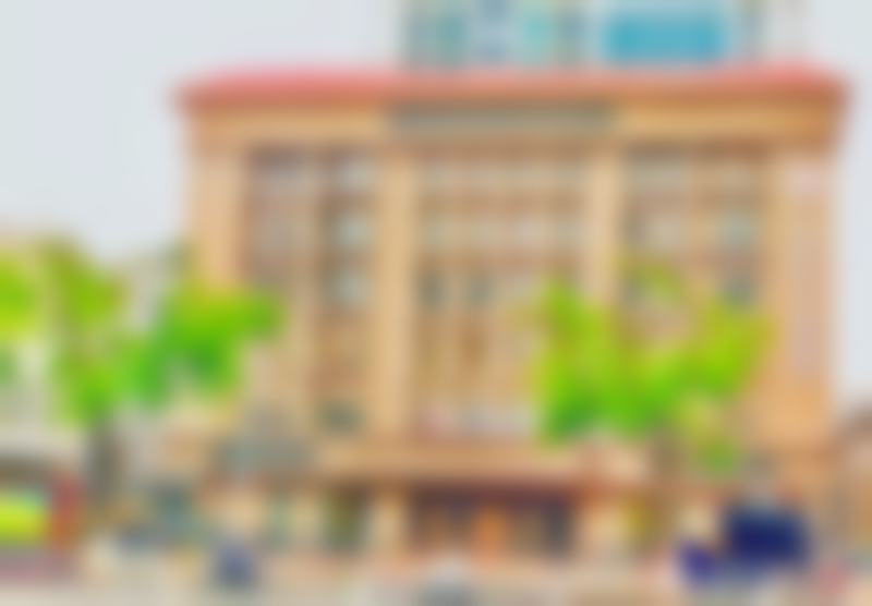 广州美云口腔科普：陶瓷自锁牙齿矫正适合哪些人呢？