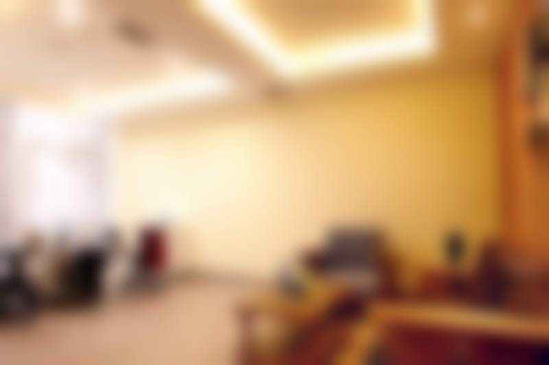 成都极光口腔做牙齿缺损全瓷牙修复1500元起吴家荣医生技术好，高品质材料+先进设备+完善售后超贴心