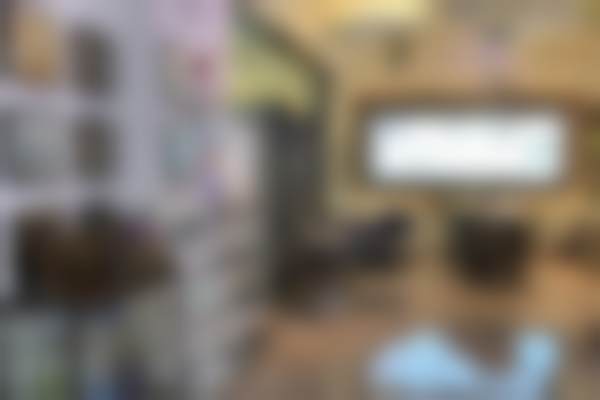 上海鼎植八八口腔半隐形陶瓷自锁托槽矫正如何预约？