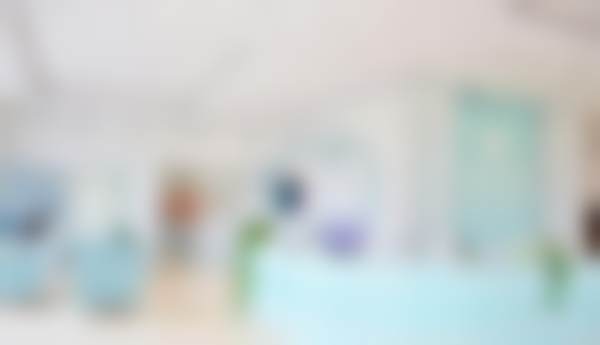 乌兰察布市少伟口腔门诊部营业时间