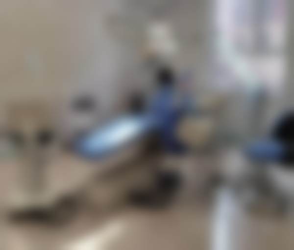 乌兰察布市少伟口腔门诊部地址