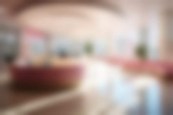 瑞泰口腔（银泰城门诊）