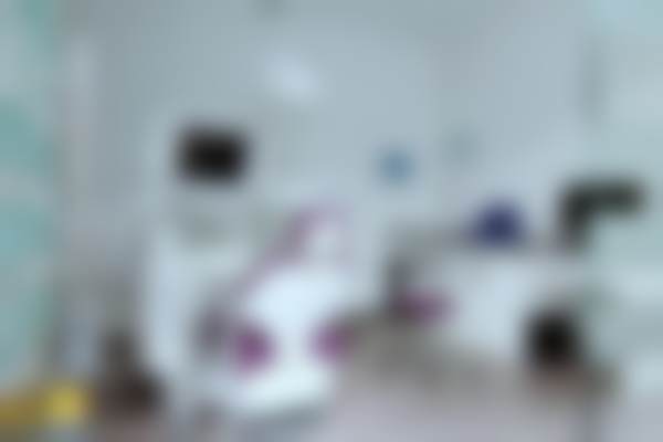 西安心牙口腔门诊部龙旭艳医生挂号预约攻略