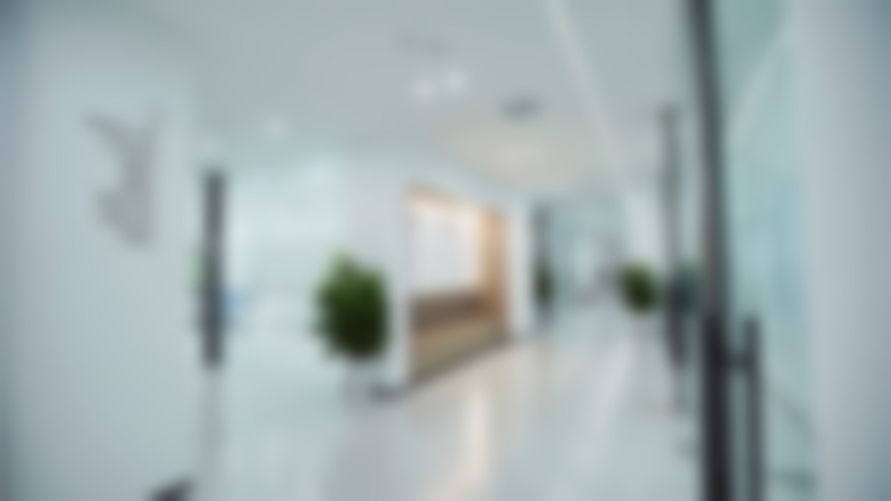 成都团圆口腔医院（高新院区）张乃文是渠道医生吗？看他种牙技术、医院实力与价格优势！ 