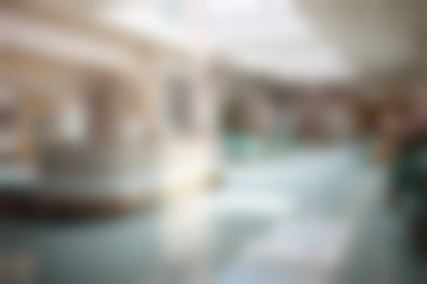 深圳月铭口腔门诊部