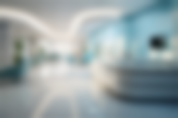 广州柏德口腔海珠院长&德系认证医师徐金平凭15年经验与特色技术成口腔患者心中“明星医生” 