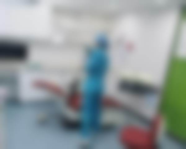 深圳秉心格伦菲尔口腔诊所陈雷从医荣誉