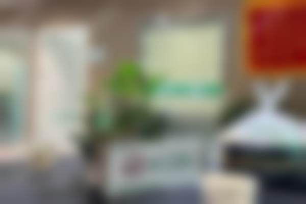 乌鲁木齐牙博士口腔门诊部硬件设备精良！