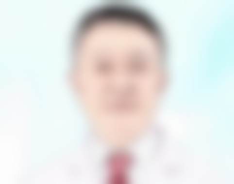深圳美莱口腔门诊部黄盛兴医生种牙价格多少?