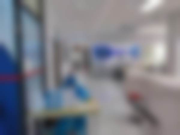 深圳富茂格伦菲尔口腔门诊部曾俊彦擅长啥？精准正畸种牙，为你重塑完美笑容！ 